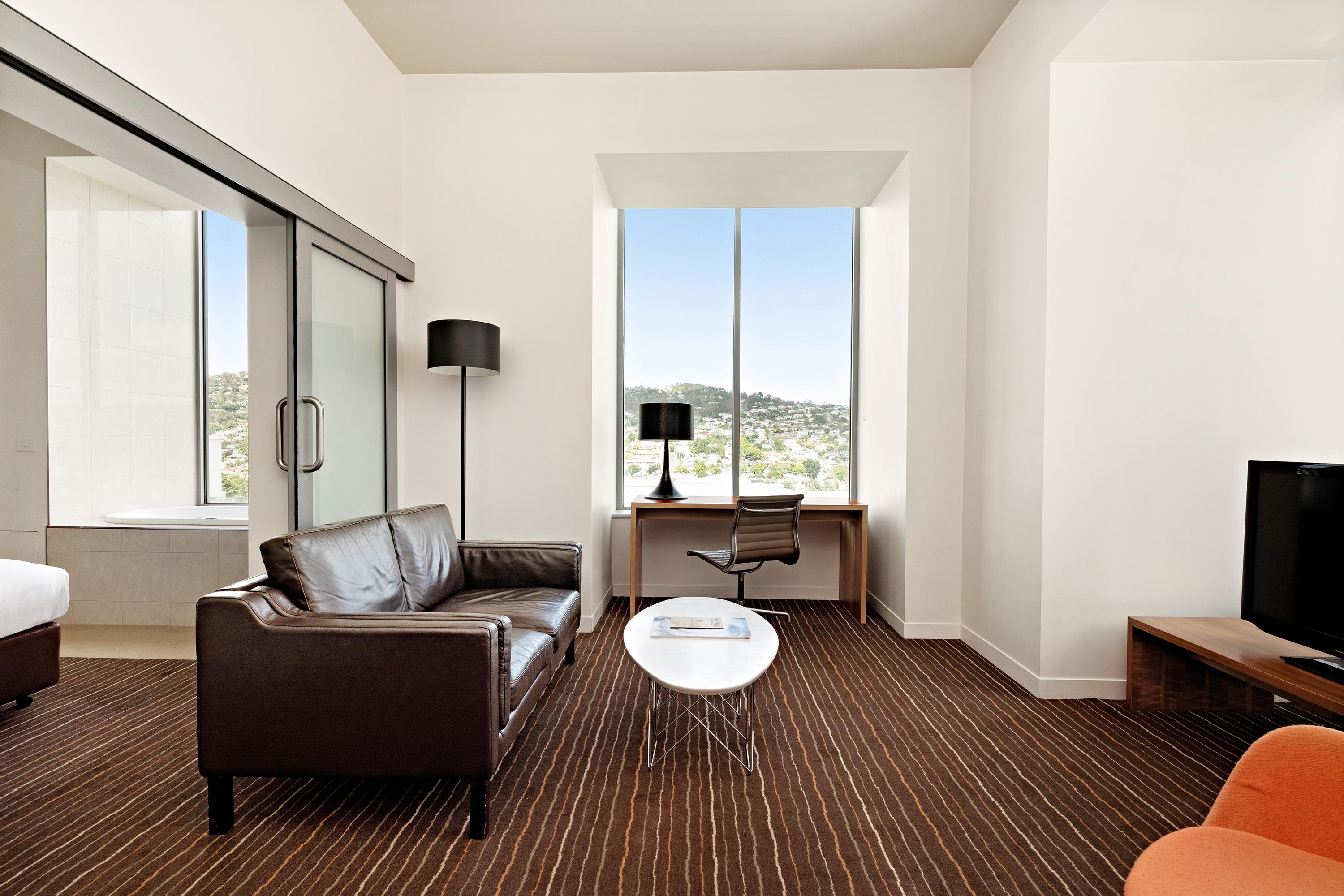 Mantra Charles Hotel لونسيستون المظهر الخارجي الصورة