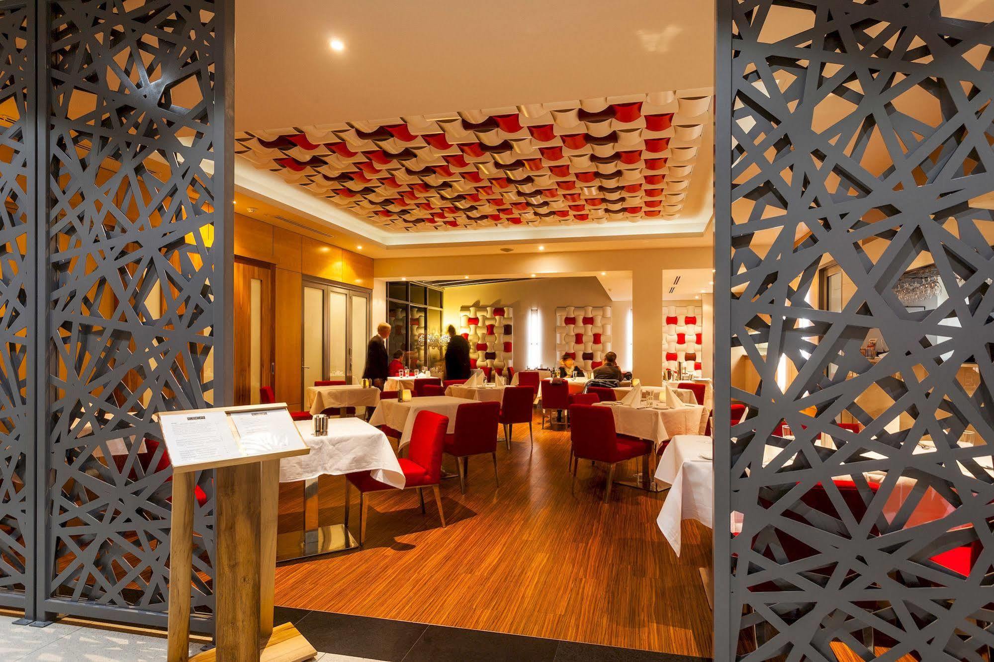 Mantra Charles Hotel لونسيستون المظهر الخارجي الصورة